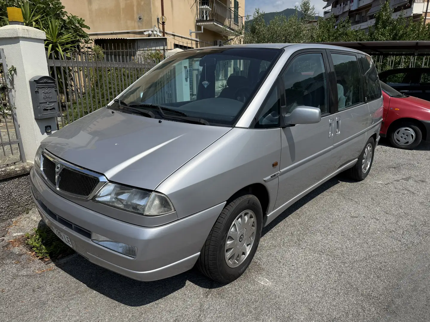 Lancia ZETA 2.1 Turbodiesel - 1