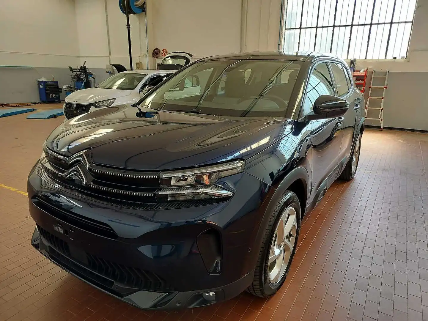 Citroen C5 Aircross Hybrid 180 E-EAT8 Feel Blu/Azzurro - 2