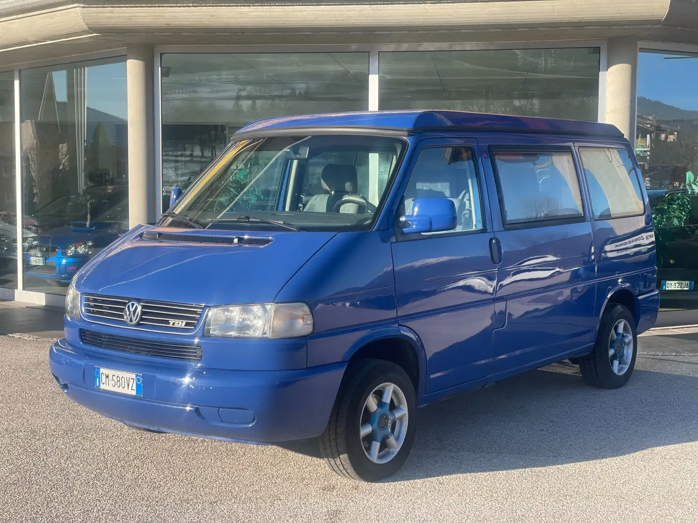 Volkswagen T4 California Caravelle 2.5 tdi GL 102cv Albastru - 1