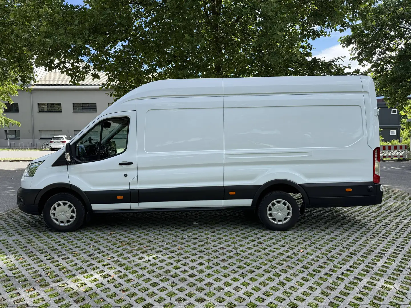 Ford Transit Transit Kasten 2,0 EcoBlue Heck L4H3 350 TrendTrend Weiß - 2