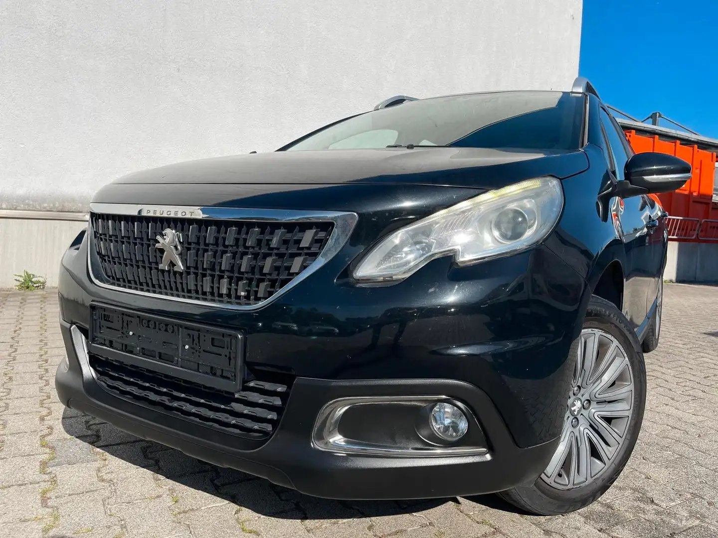 Peugeot 2008 Active AB 119€|Navi|PDC|Tempomat Noir - 1