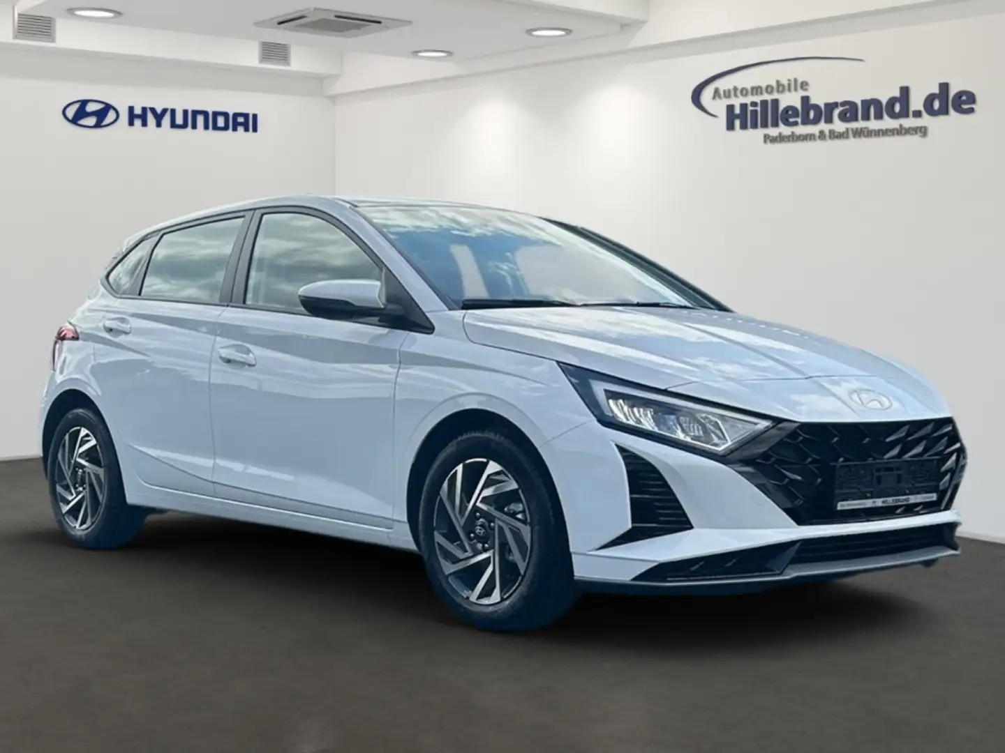 Hyundai i20 Trend 1.0 T-GDI EU6e Navi Digitales Cockpit LED Ap Wit - 2