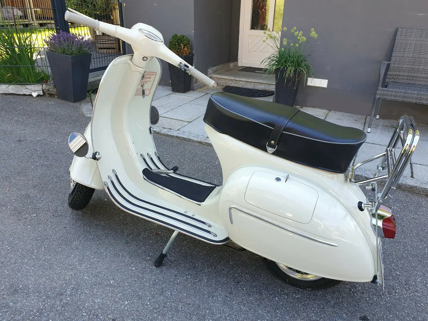 Vespa 150 GL Beige - 2