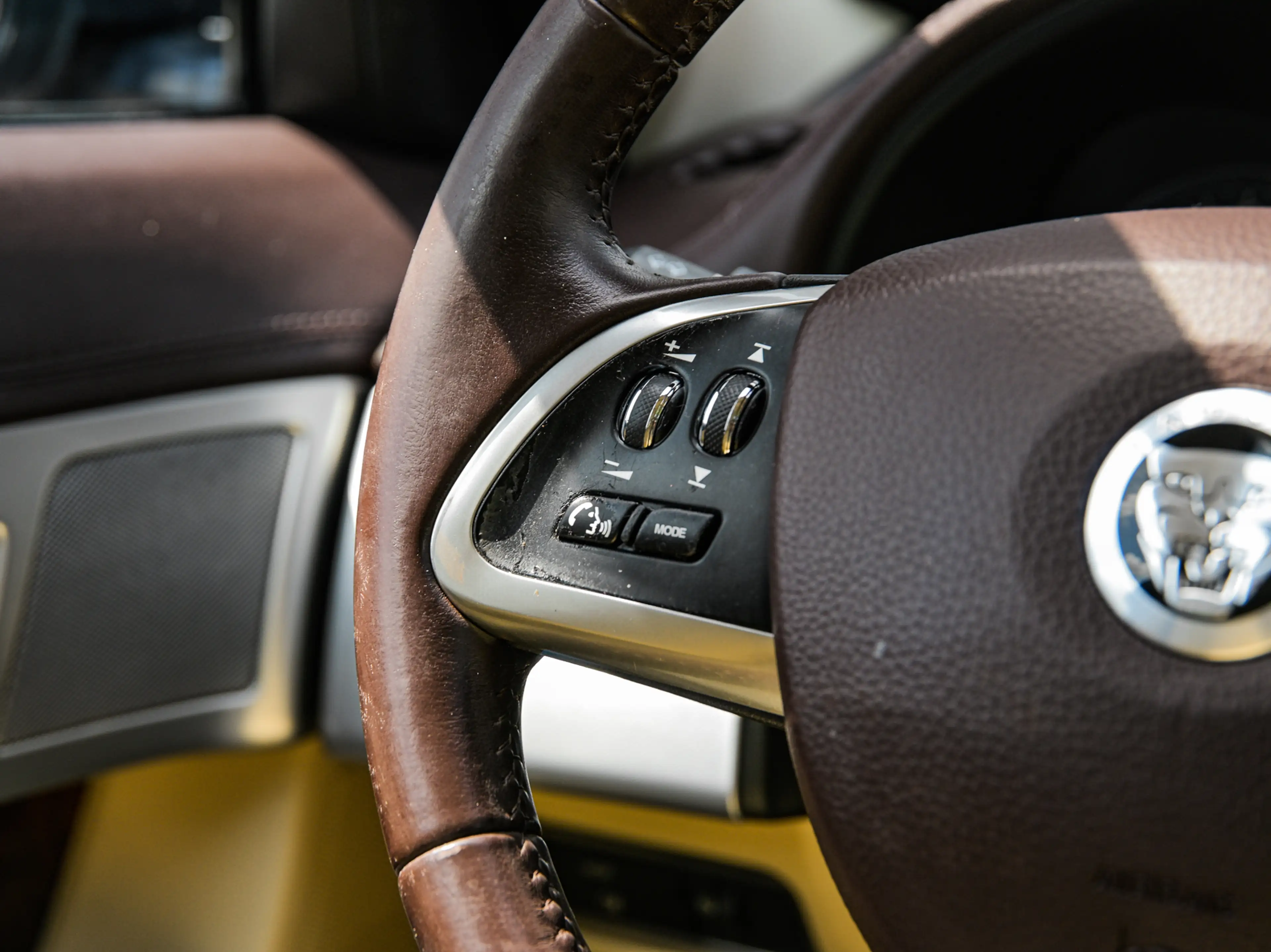 Jaguar XF 2.2D | Leder | Xenon | Keyless | Camera | Navi | P — photo 28