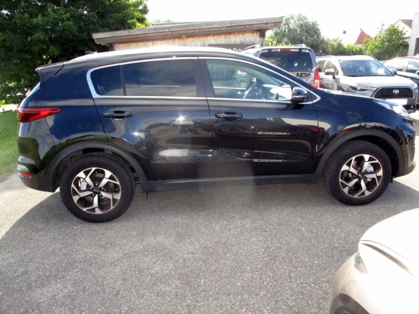Kia Sportage 1,6 GDi GPF silber Schwarz - 2