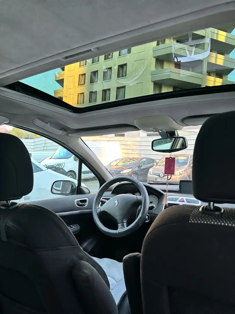 Peugeot 307 1.6 HDi - 110 chevaux dans l’etat - 2
