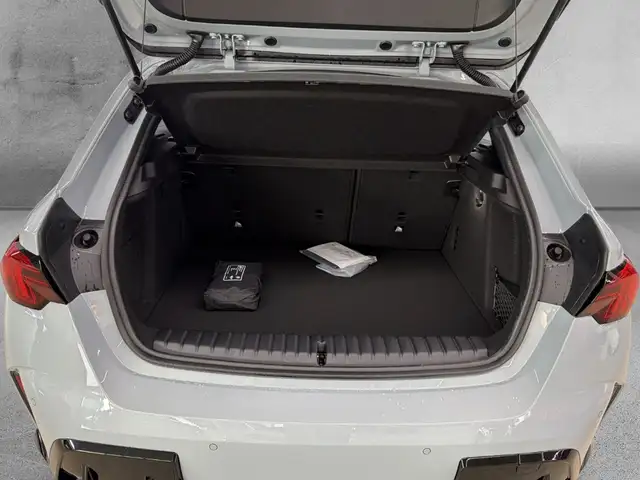 BMW 1 Series view 15