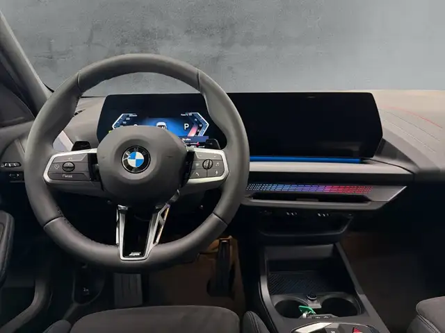 BMW 1 Series view 10