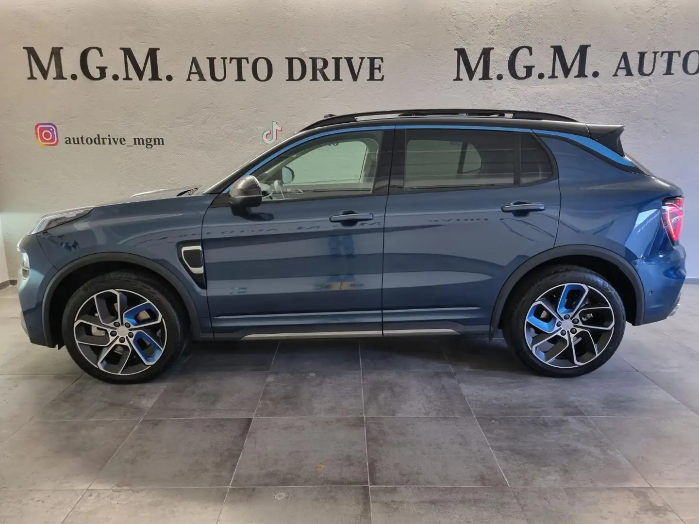 Lynk & Co 01 PHEV Blu/Azzurro - 2