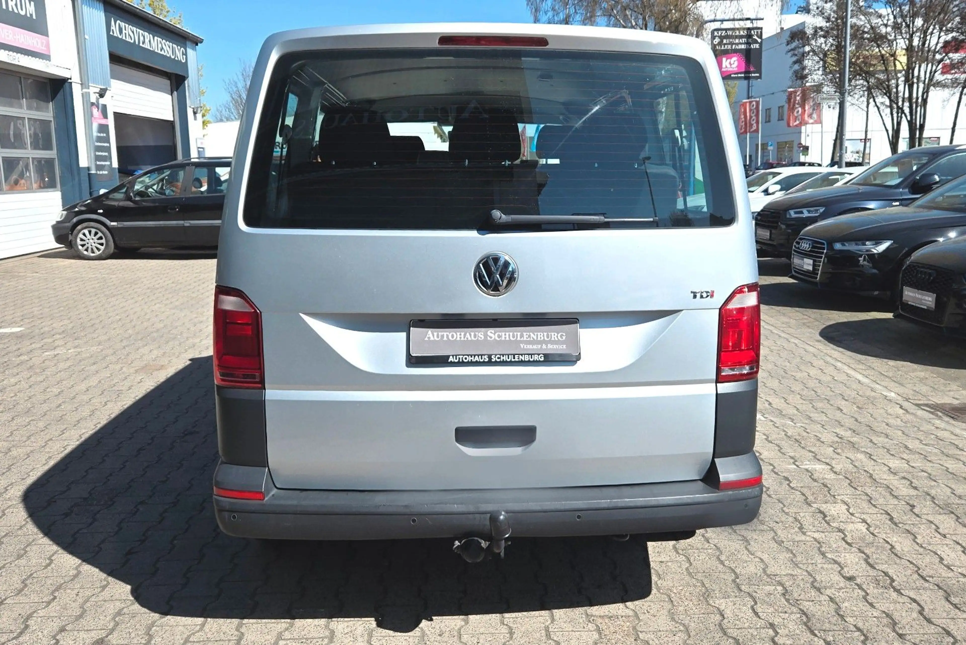 Volkswagen T6 Caravelle 9-Sitzer Anhängerkupplung Klima — photo 11