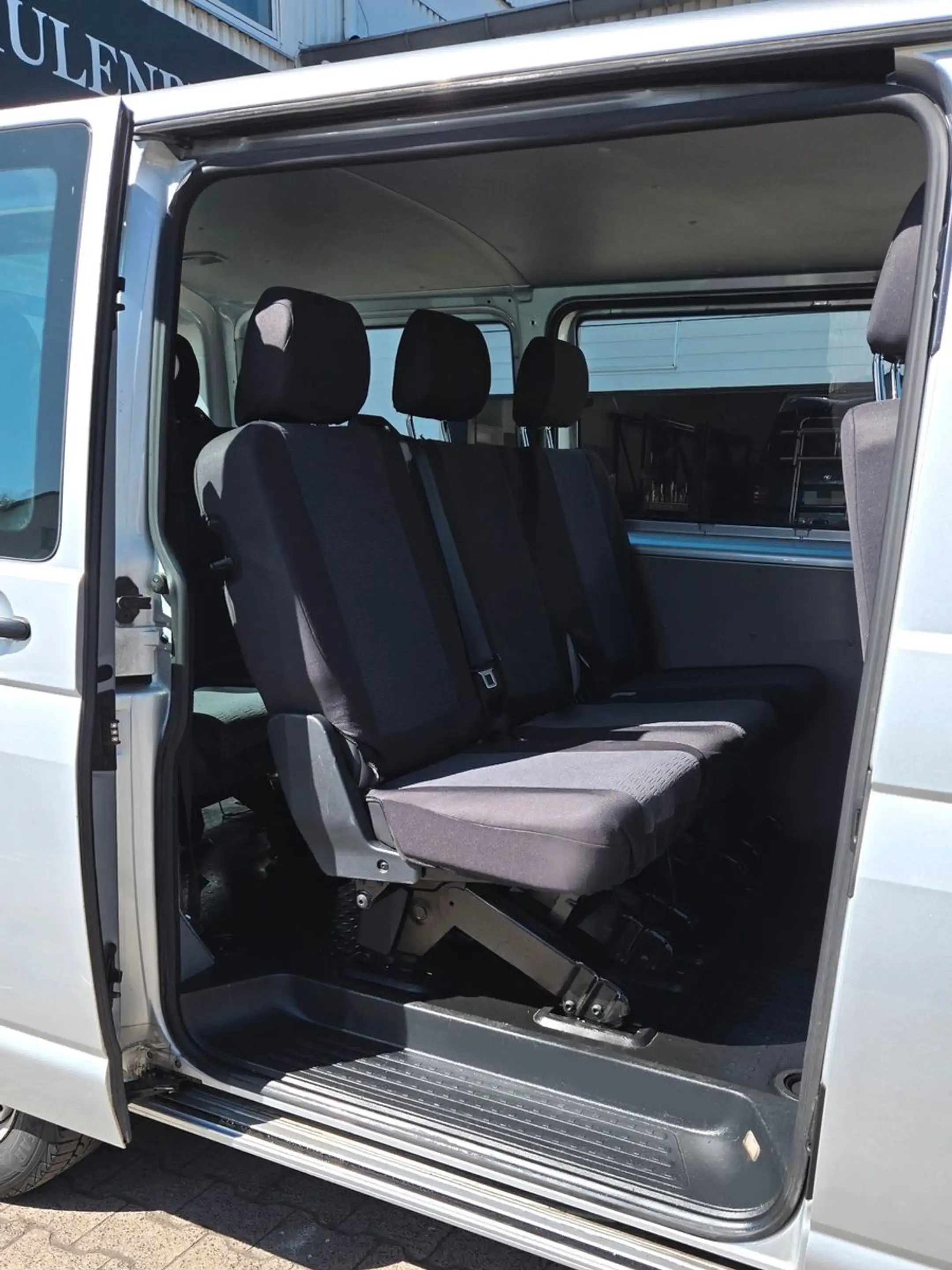 Volkswagen T6 Caravelle 9-Sitzer Anhängerkupplung Klima — photo 8