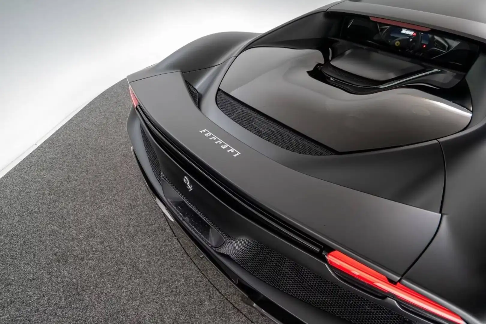 Ferrari 296 3.0 Negro - 2