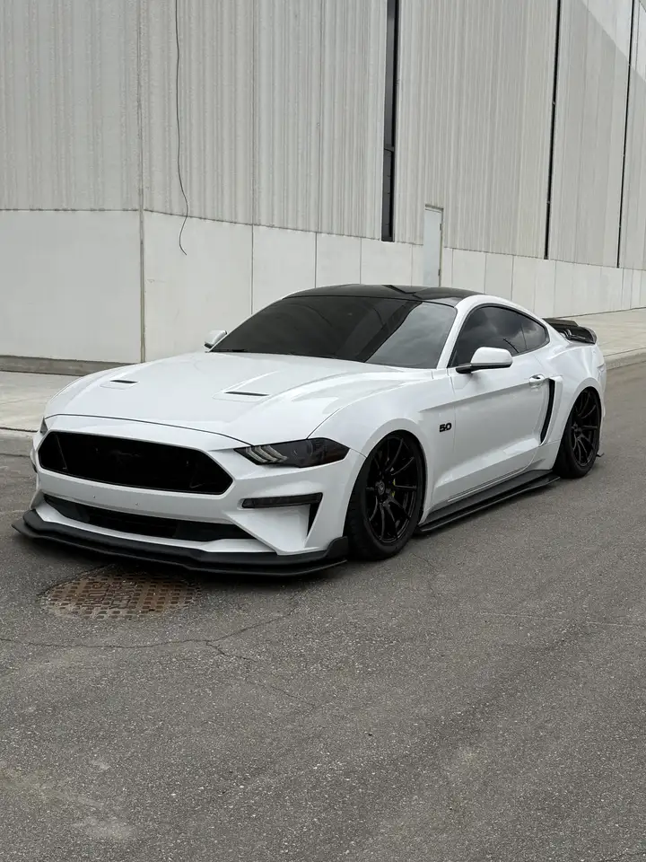 Ford Mustang снимка Ford Mustang