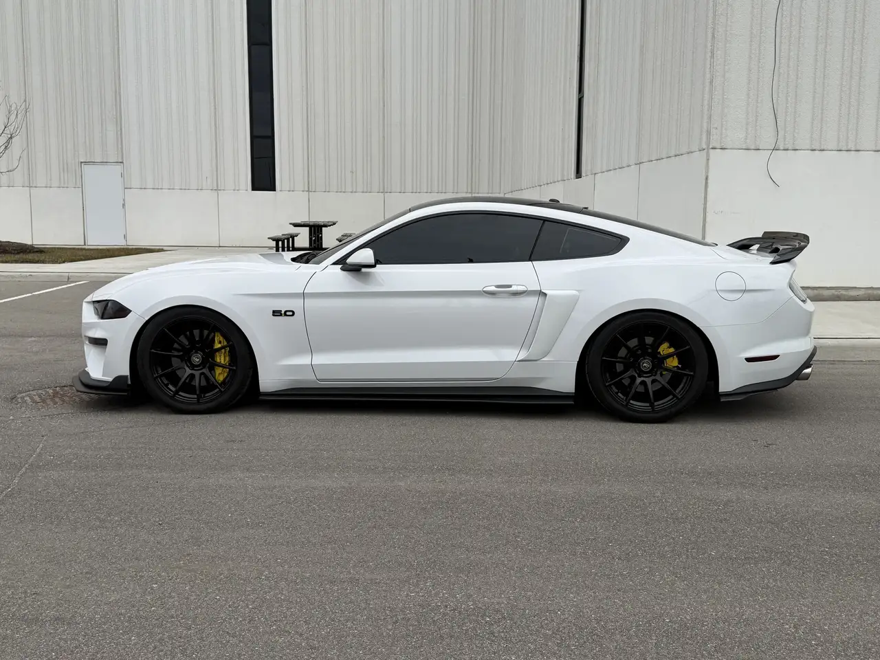 Ford Mustang снимка Ford Mustang