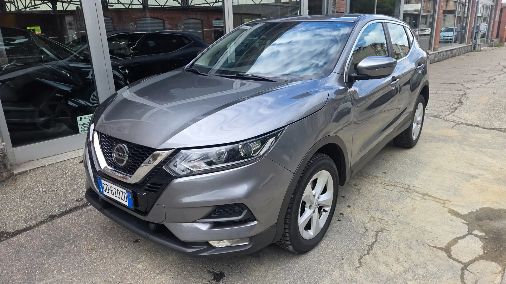 Nissan Qashqai 1.5 dCi 115 CV Business Grigio - 1