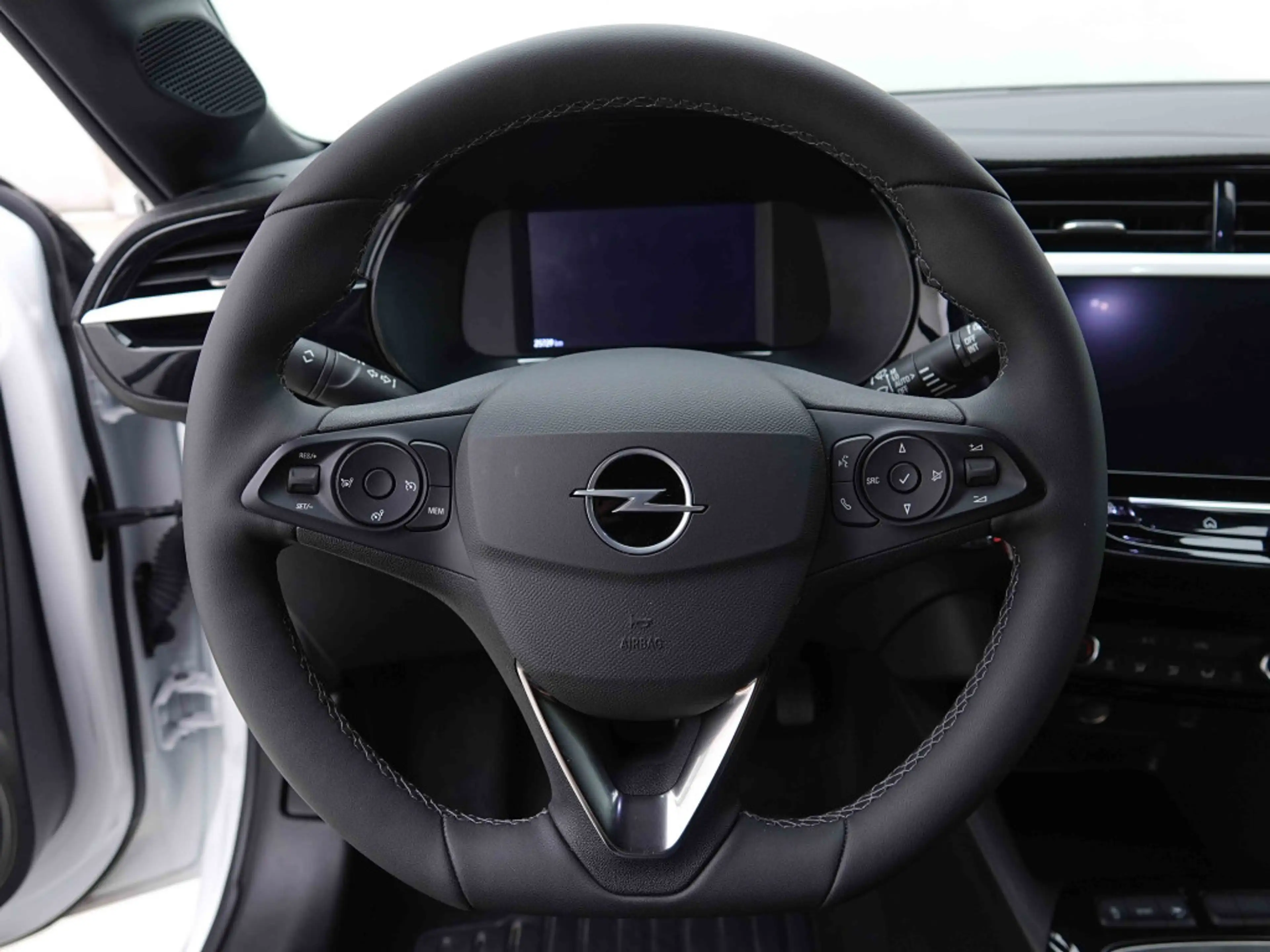 Opel Corsa 1.2 T 100 GS | Carplay | CAM | LED — photo 9