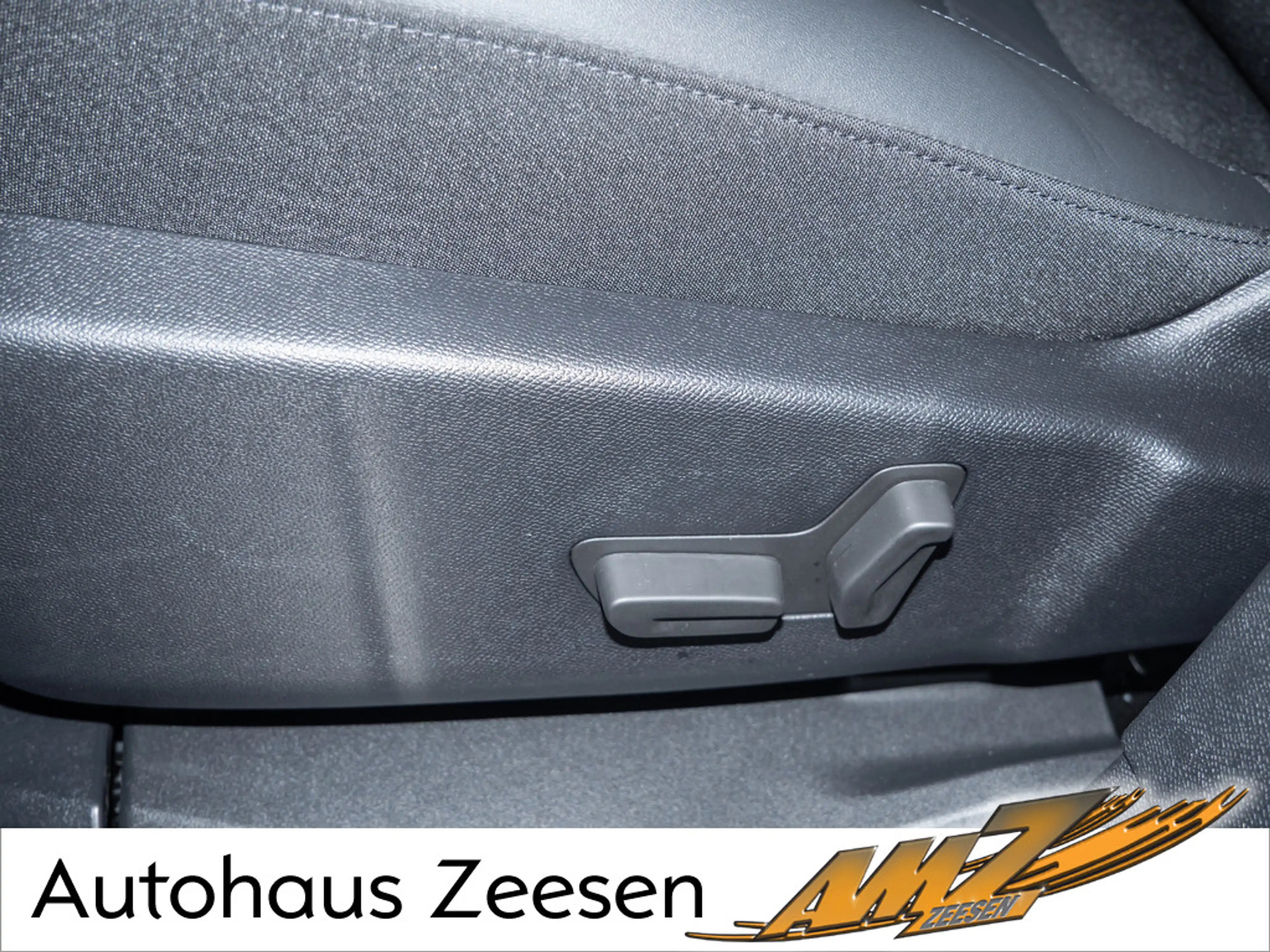 Citroen C5 Aircross PureTech 130 S&S EAT8 Shine Pack — photo 18