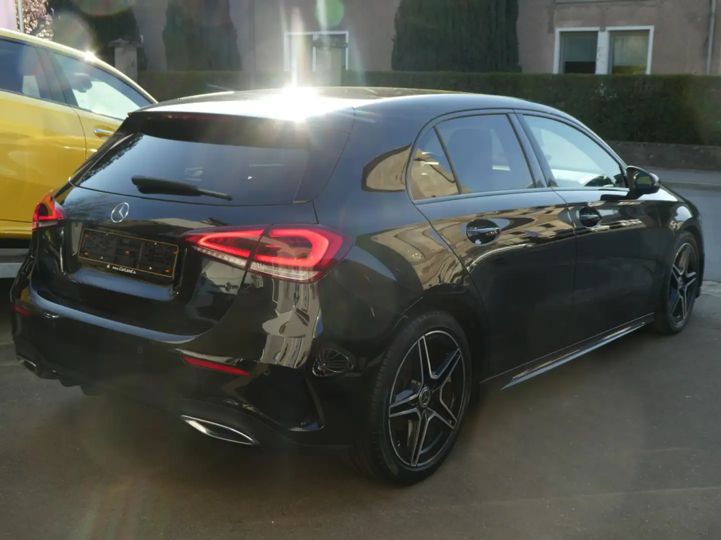 Mercedes-Benz A 180 d AMG Line Sport 7G-DCT Noir - 2
