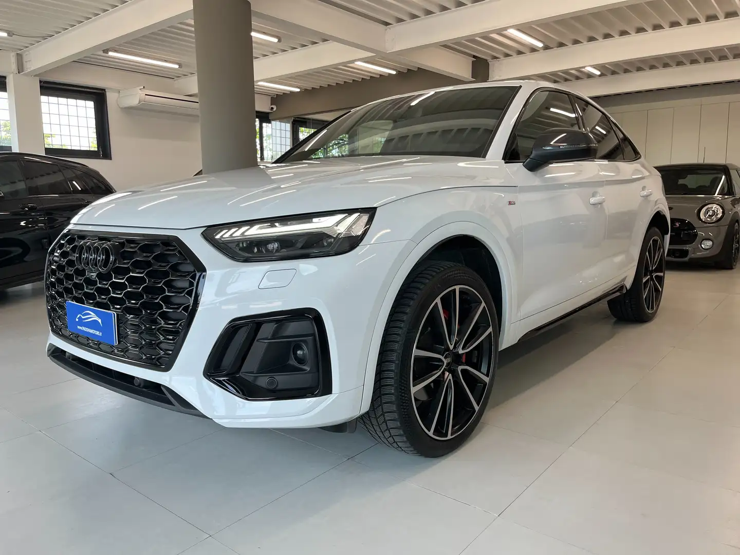 Audi Q5 Sportback 40TDI 204cv MHEV S-tronic QUATTRO S-line Bianco - 2