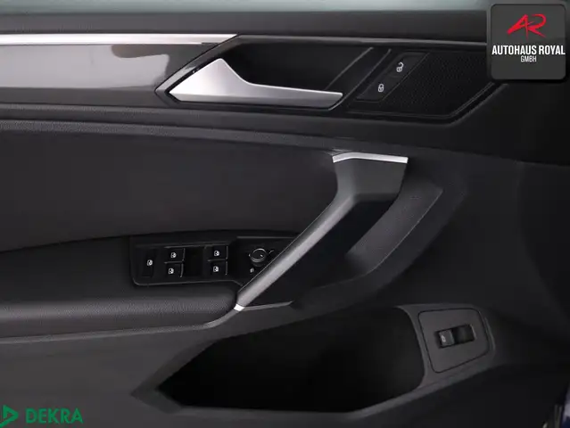 Volkswagen Tiguan view 13