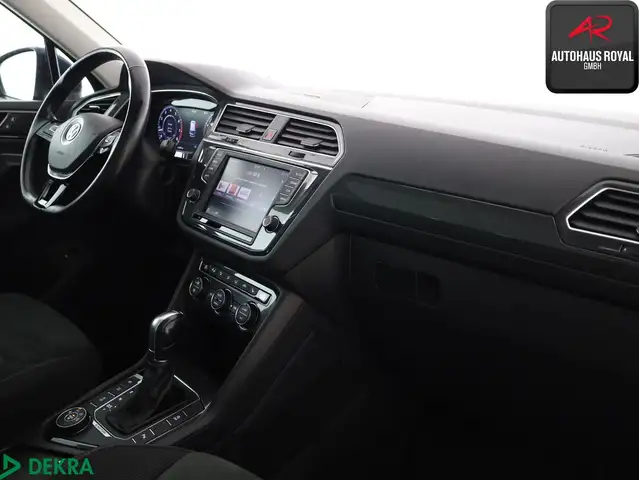 Volkswagen Tiguan view 9