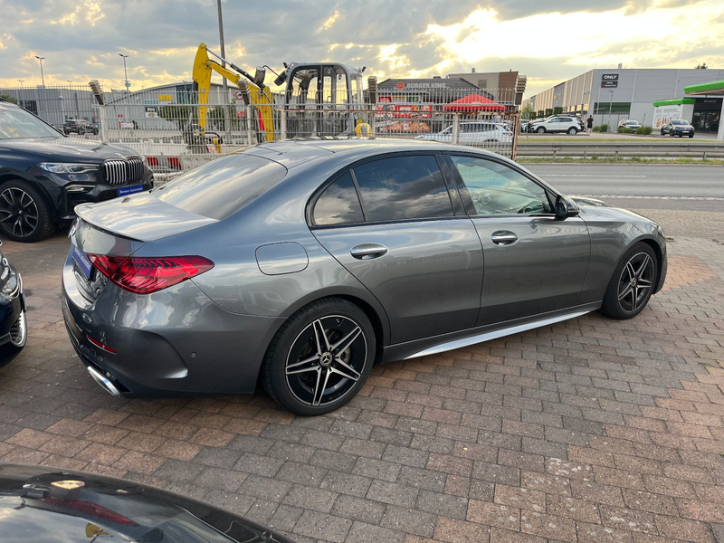 Mercedes-Benz C 300 d AMG AHK Leder LED DISTR Kamera Keyless g — photo 12