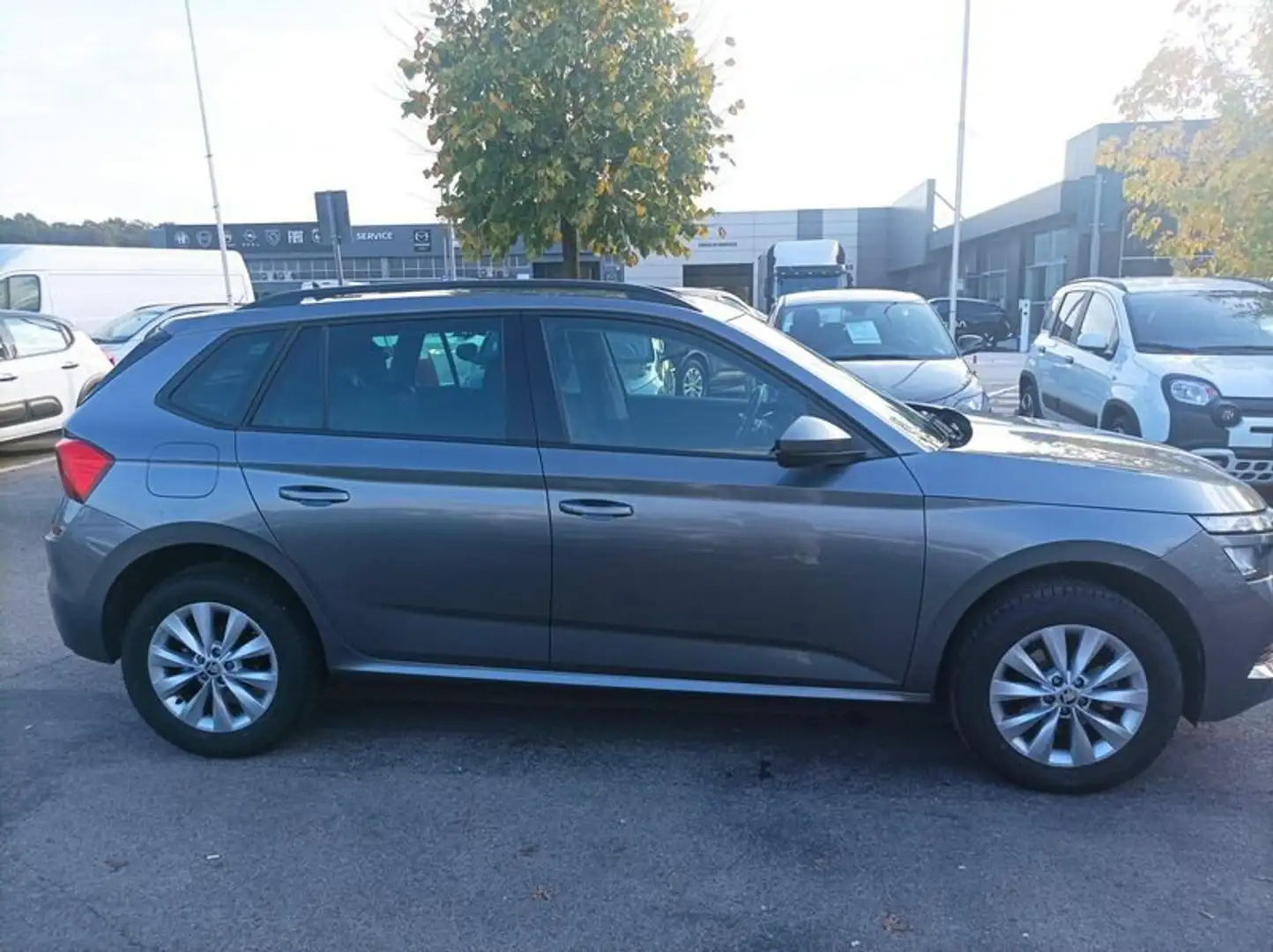 Skoda Kamiq 1.0 tsi Ambition 95cv Grigio - 2