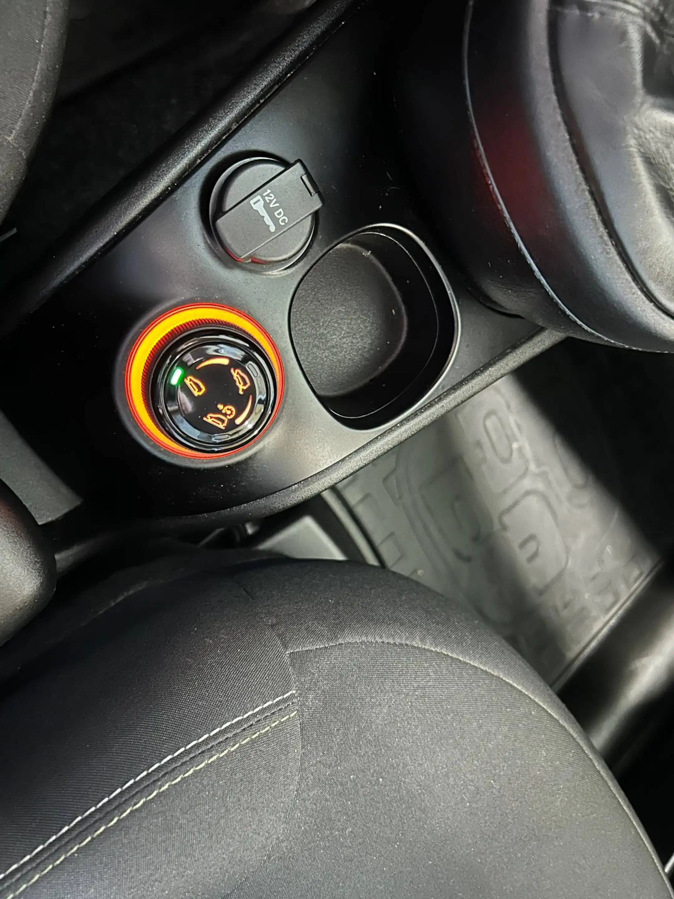 Fiat Panda 4x4 Cross 0,9I Série Waze Parfait état! Climatisation — photo 13
