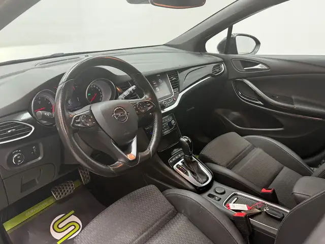 Opel Astra view 9