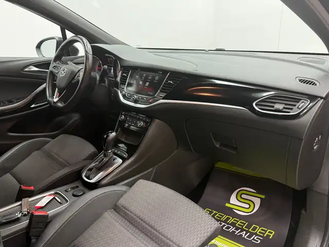 Opel Astra view 14