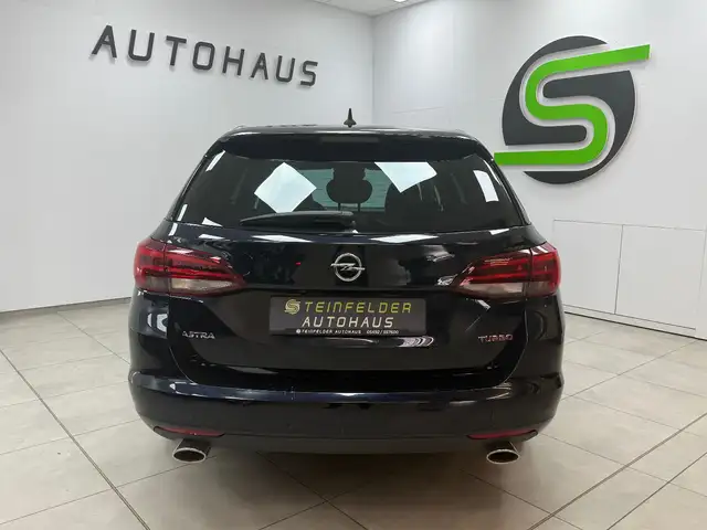 Opel Astra view 6