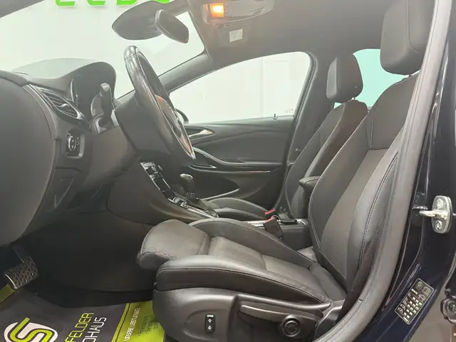 Opel Astra view 10