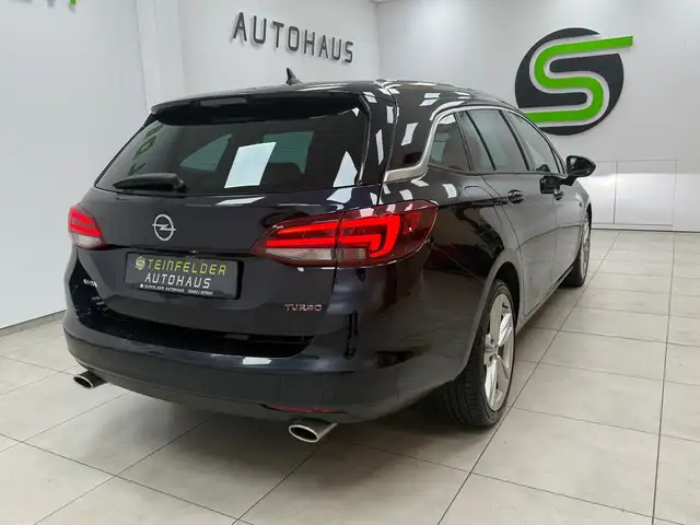 Opel Astra view 7