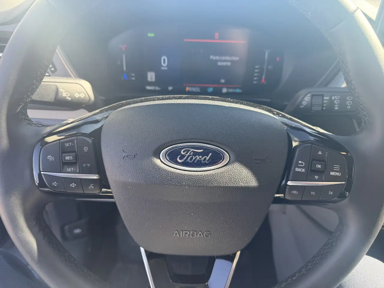 Ford Escape снимка Ford Escape