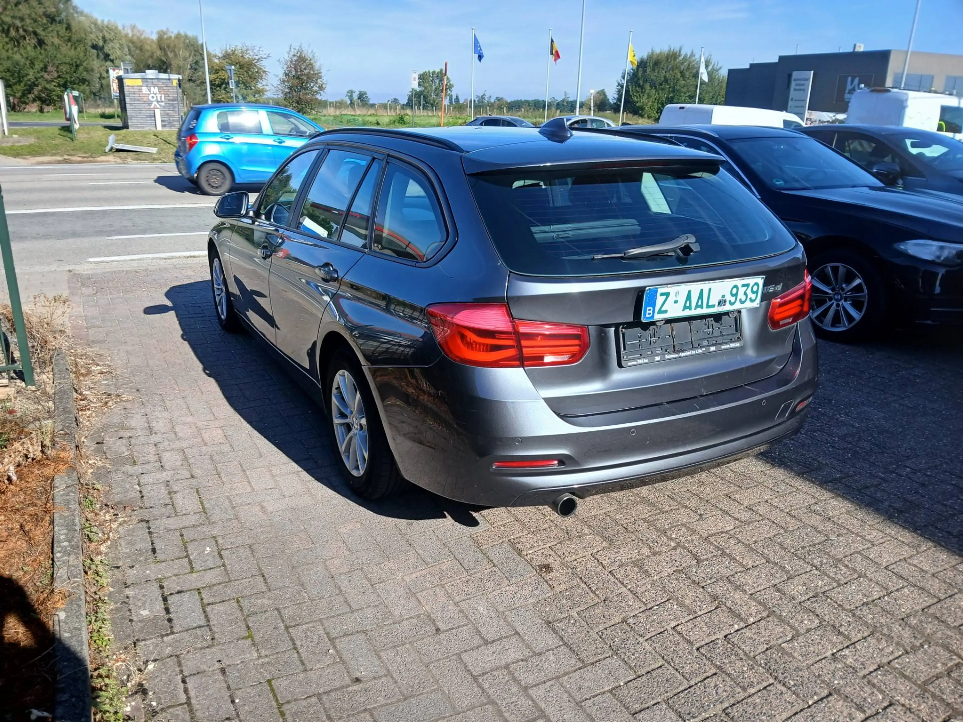 BMW 316 Touring 316 dA — photo 4