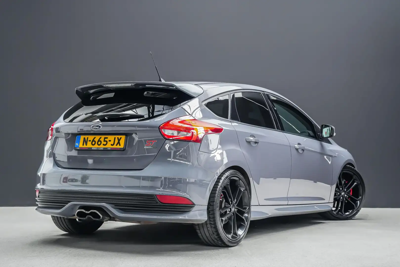 Ford Focus ST-2 2.0 250pk PERFORMANCE PACK |bearlock|navigati Szürke - 2