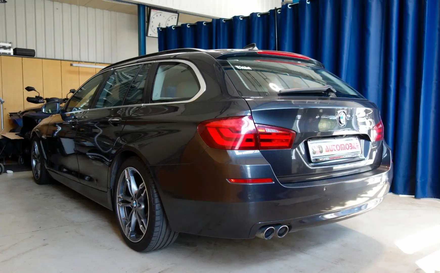 BMW 520 Baureihe 5 Touring 520d"Sport"TÜV"Garantie" Grau - 2