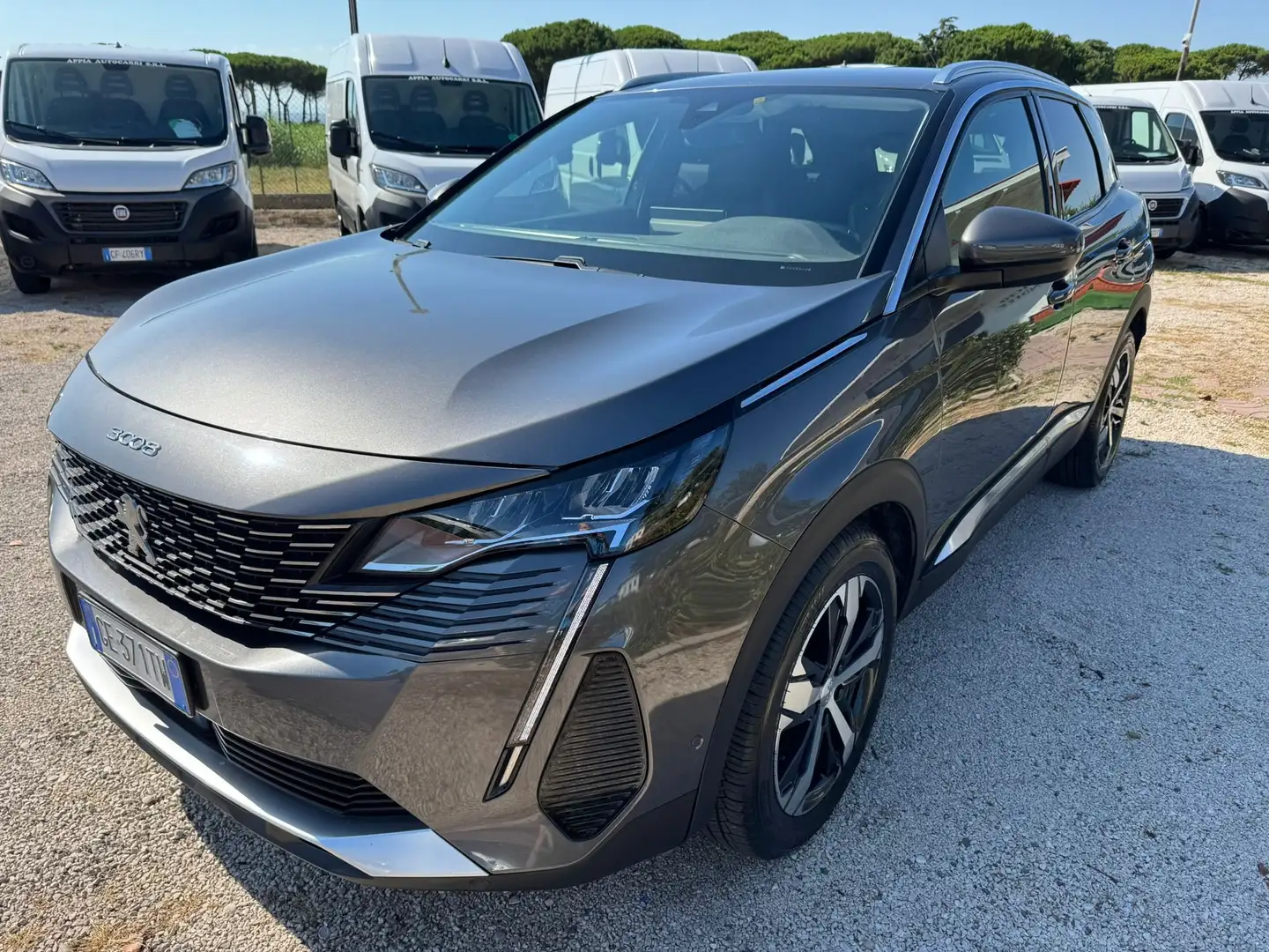 Peugeot 3008 1.5bluehdi GTPack 130CV AUT UNIPRO! Grigio - 2