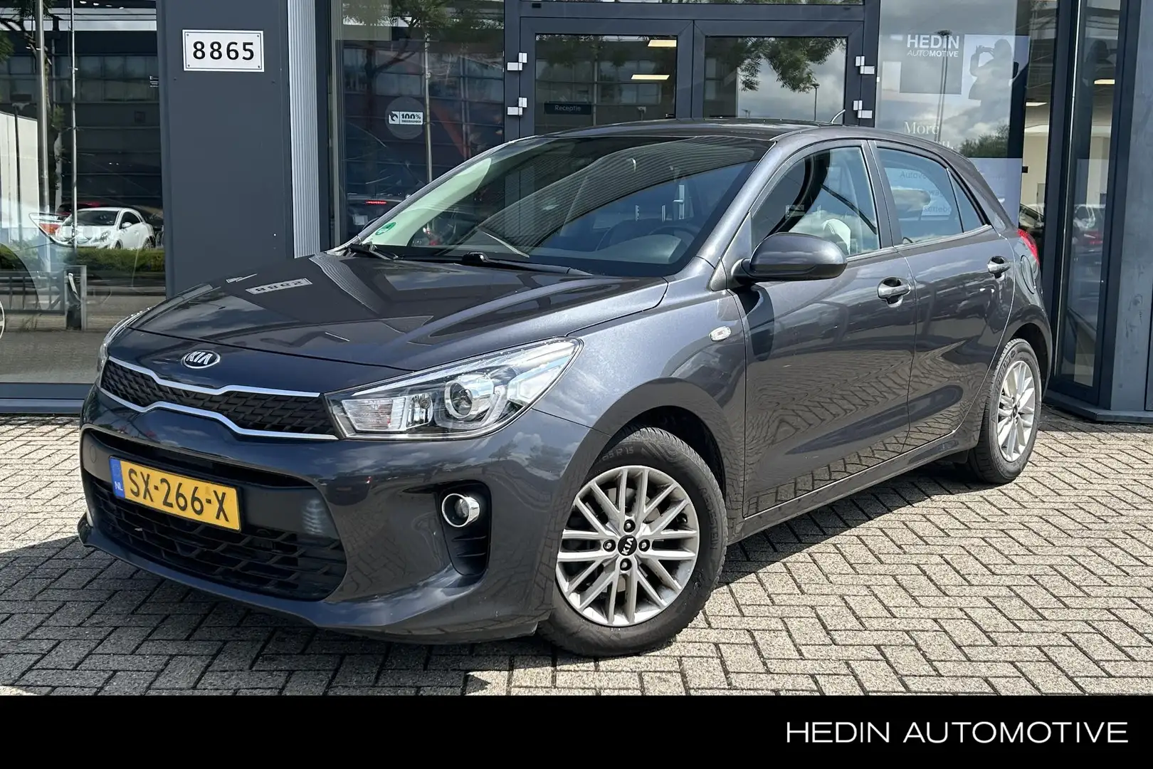 Kia Rio 1.0 TGDI Design Edition Grijs - 1