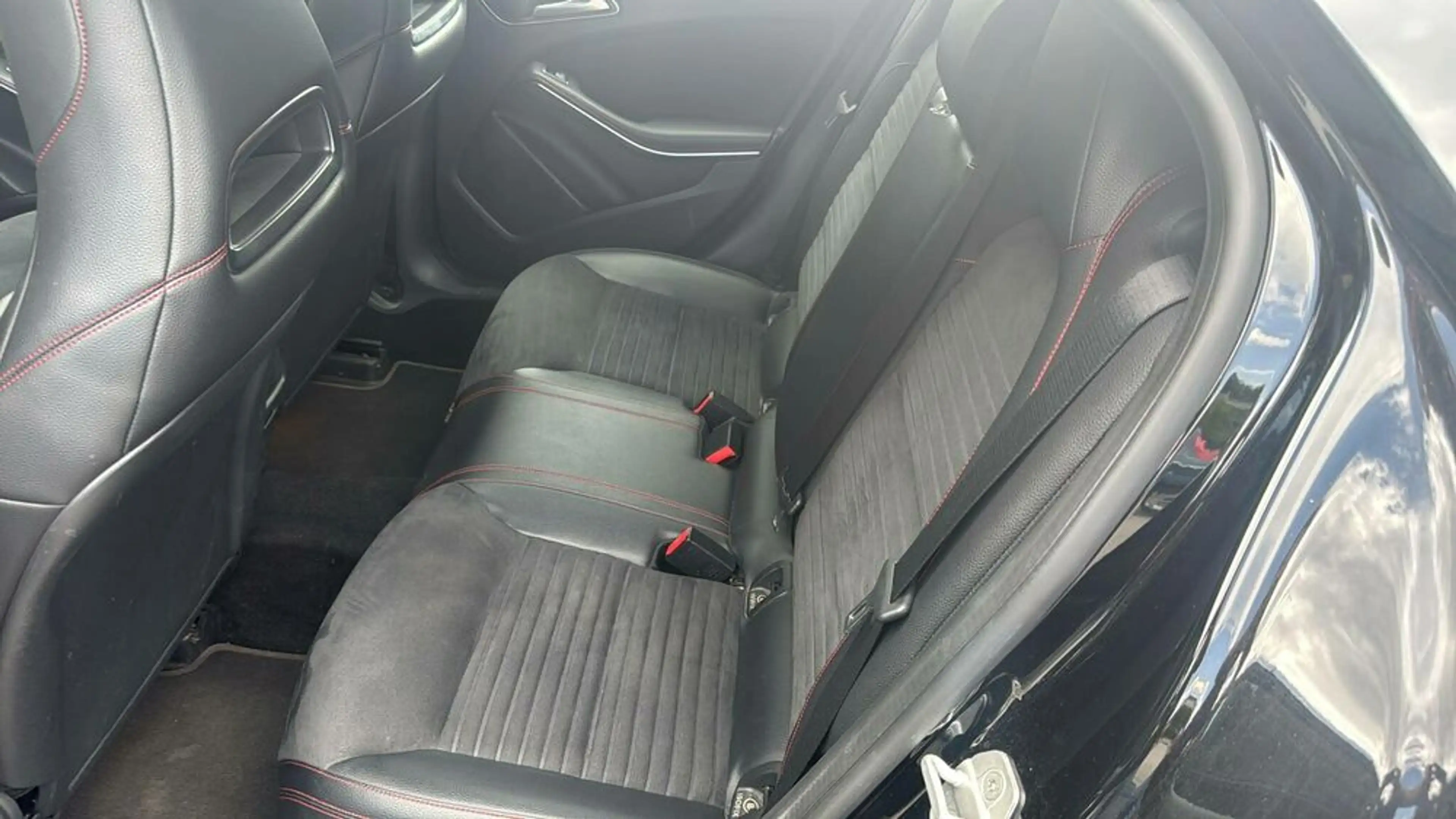 Mercedes-Benz GLA 220 CDI / d 4Matic (156.905) — photo 13