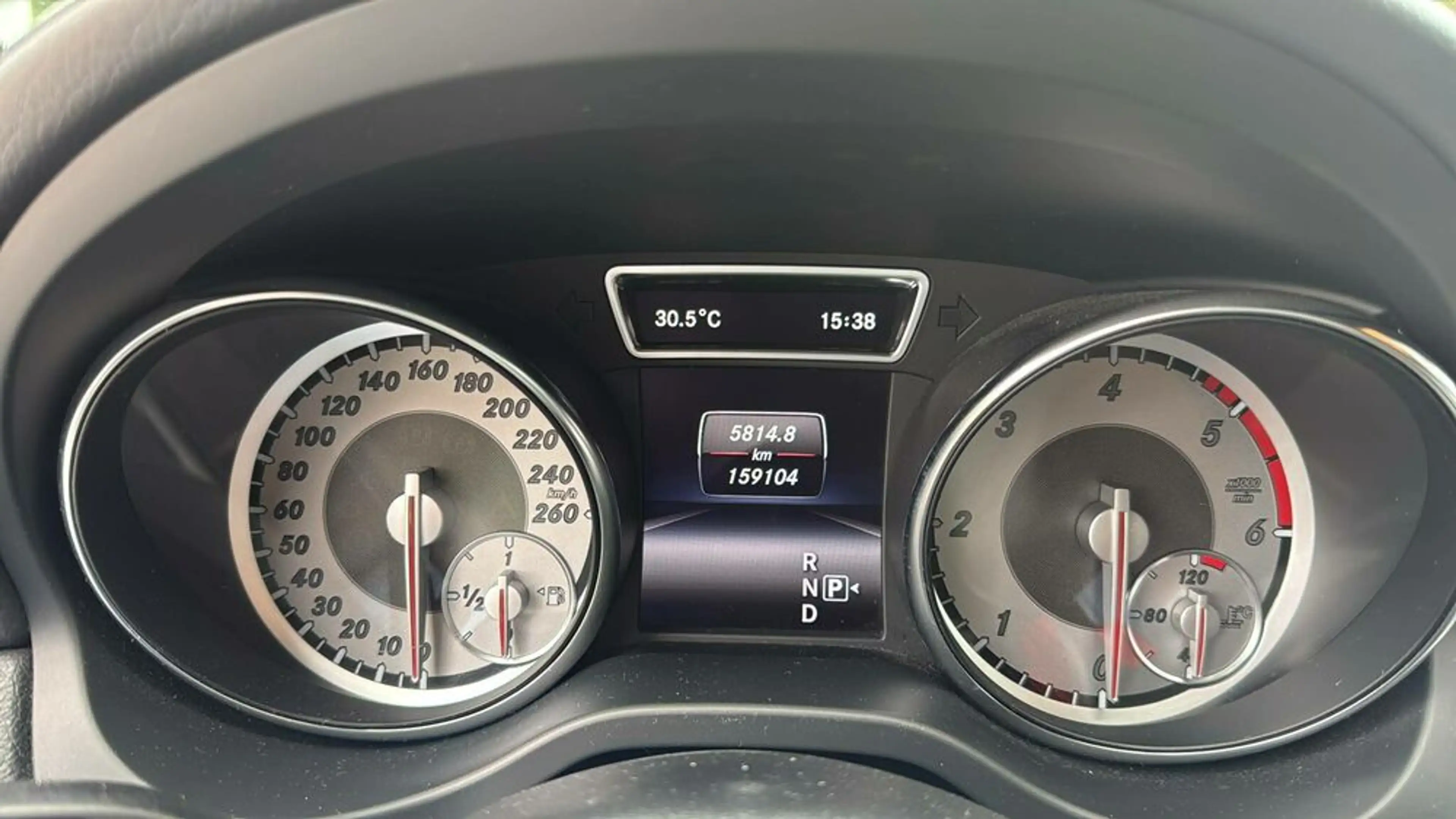 Mercedes-Benz GLA 220 CDI / d 4Matic (156.905) — photo 9