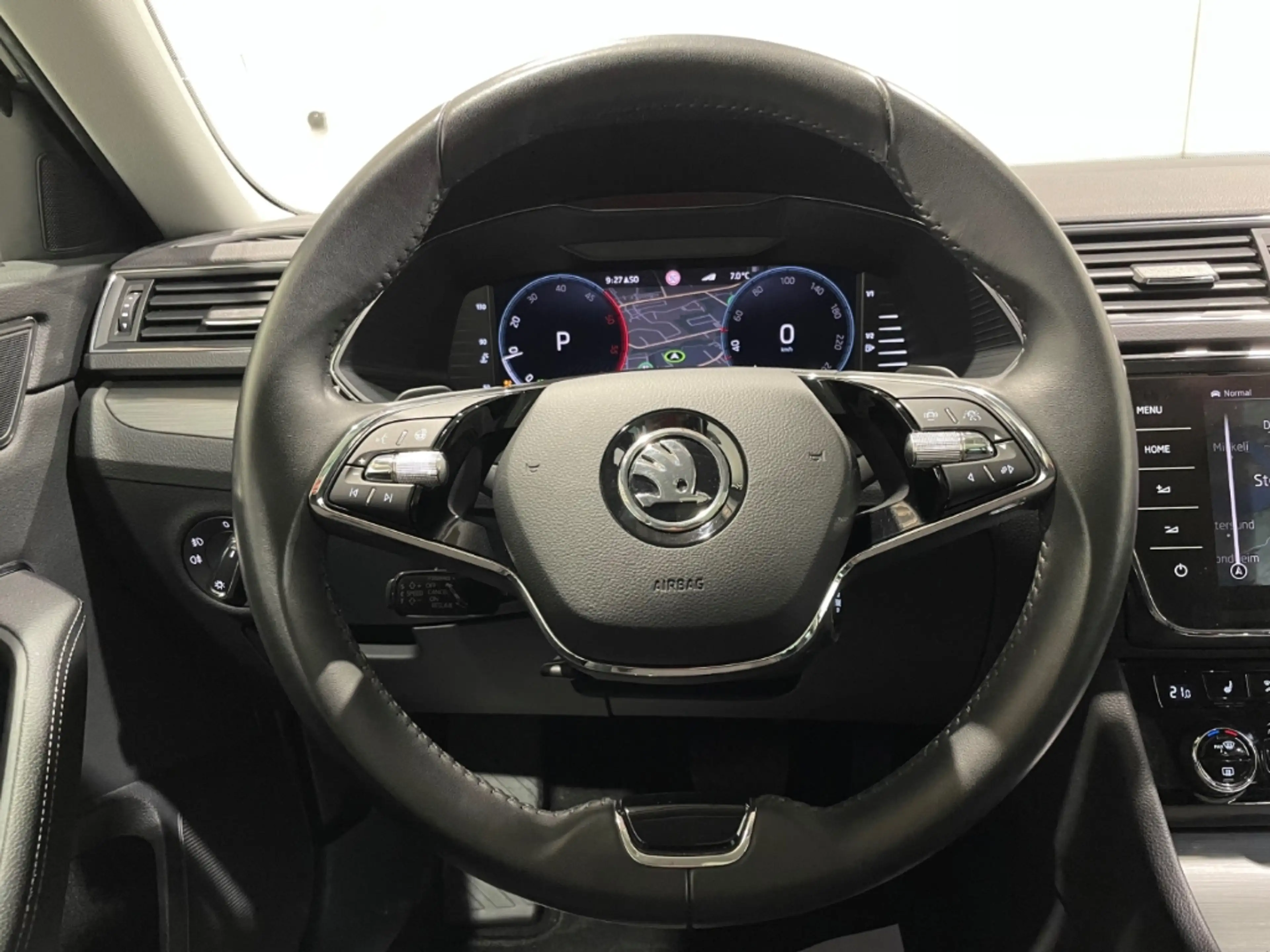 Skoda Superb Combi DSG Style EU6d Navi LED ACC Pano Virtual Coc — photo 13