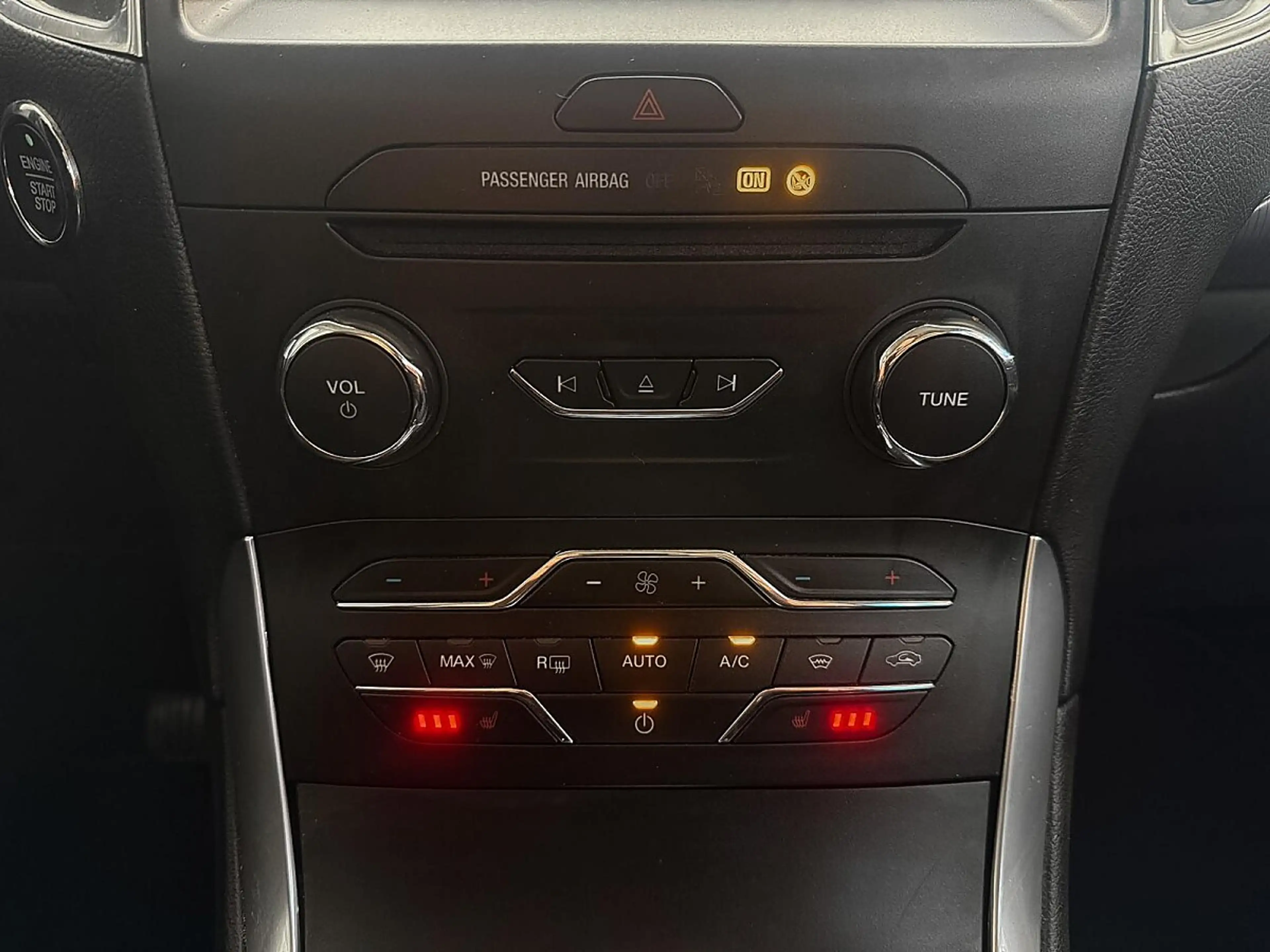 Ford Galaxy 2,0 EcoBlue SCR Titanium Aut. | 1.BESITZ | — photo 14