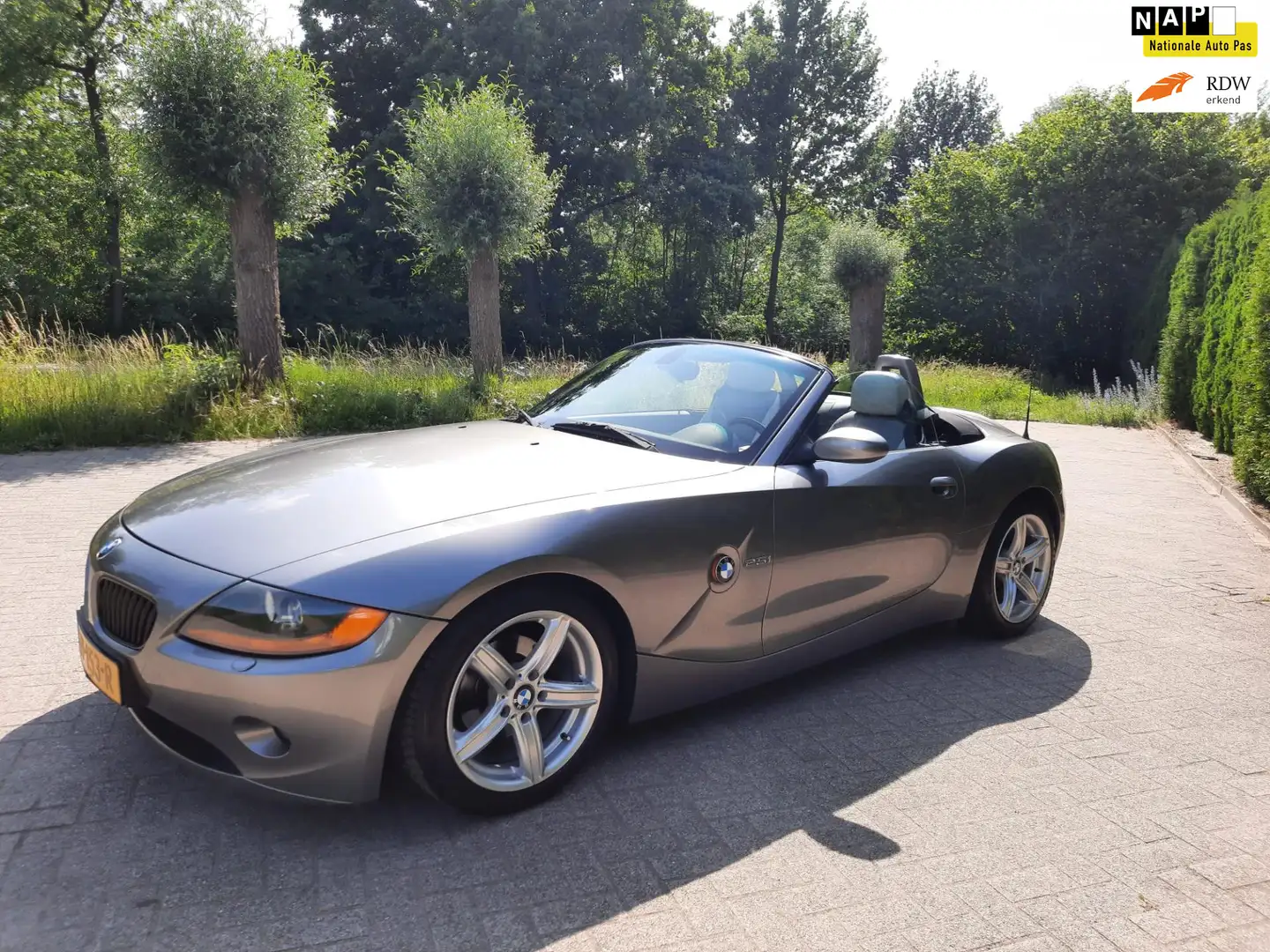 BMW Z4 Roadster 2.5i ecc airco stoelverwarming Grijs - 1
