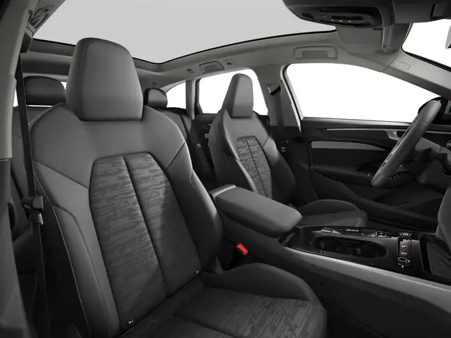Audi A6 view 12