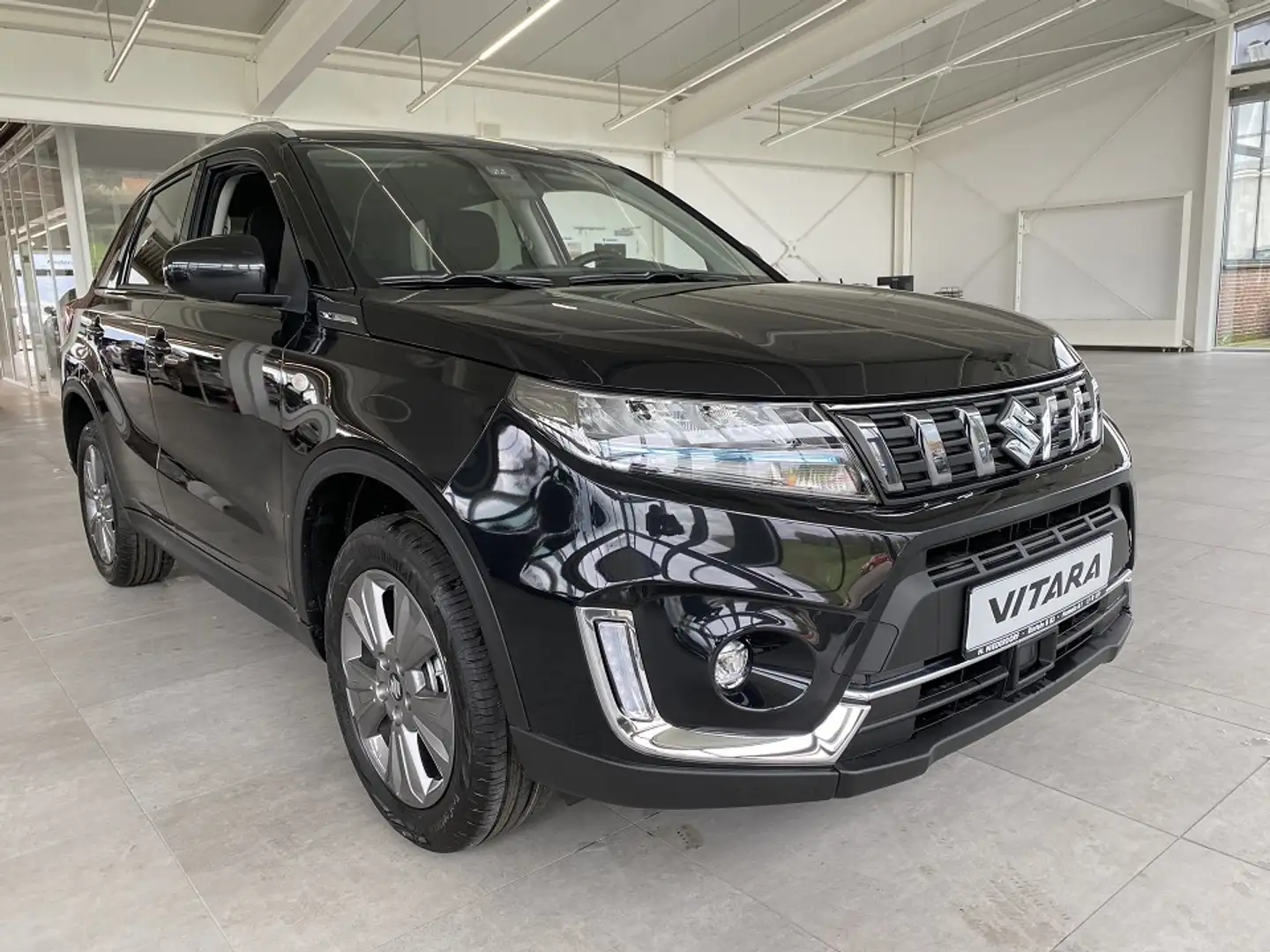Suzuki Vitara Comfort VOLLHYBRID Automatik Klimaauto, ACC, Apple Zwart - 1