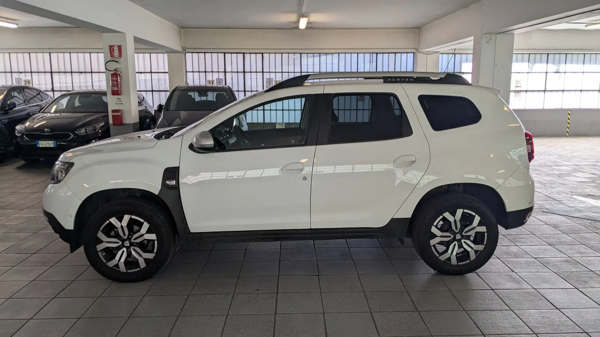 Dacia Duster 1.0 TCe GPL 100 CV 4x2 Prestige Bianco - 2
