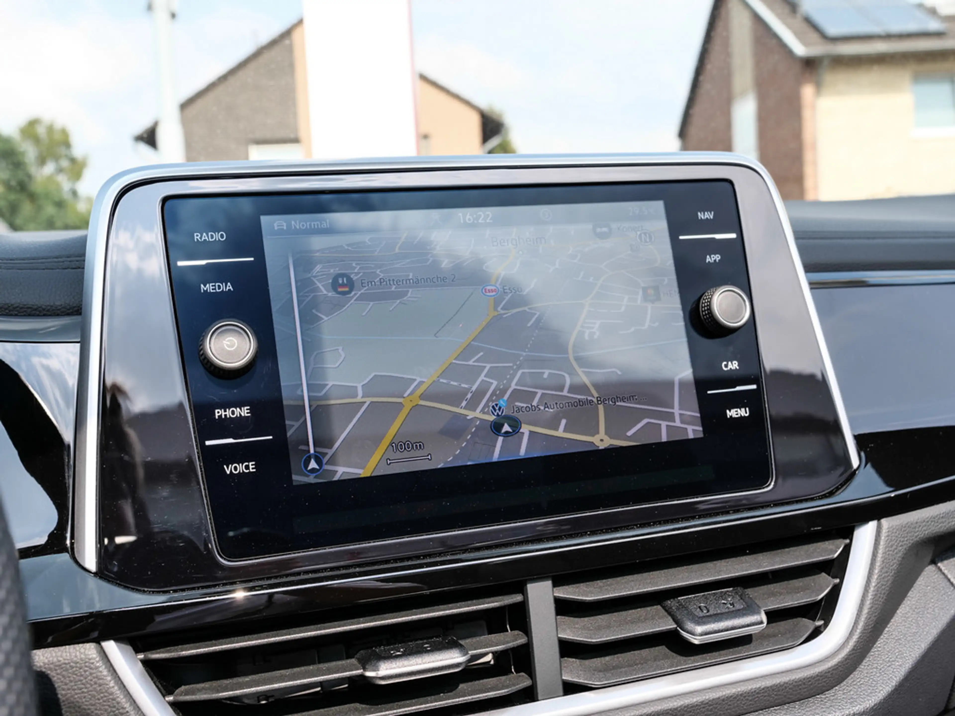 Volkswagen T-Roc Cabriolet 1.5 TSI R-Line Beats/ACC/Kamera/Navi/LED — photo 15