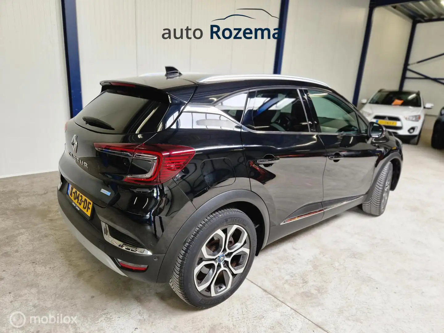 Renault Captur 1.6 E-Tech Plug-in Hybrid 160 Edition One Ecc,Navi Noir - 2