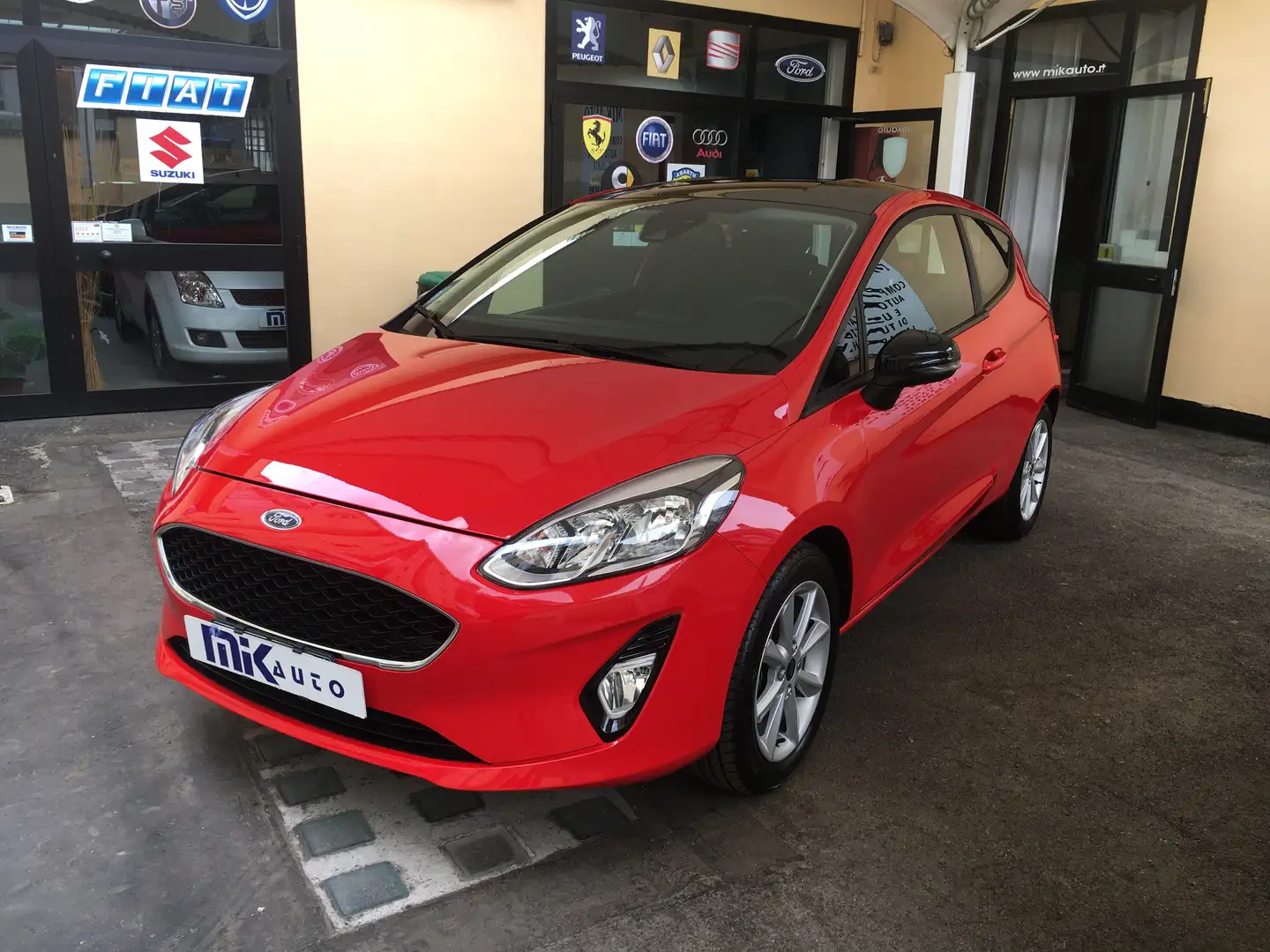 Ford Fiesta 3p 1.1 Plus 70cv Rosso - 2